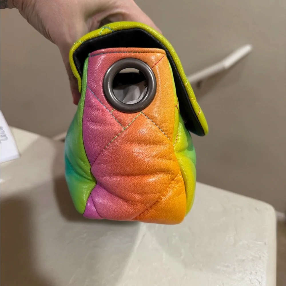 KURT GEIGER LONDON MEDIUM KENSINGTON SOFT LEATHER QUILTED RAINBOW OMBRE BAG - Picture 5 of 10